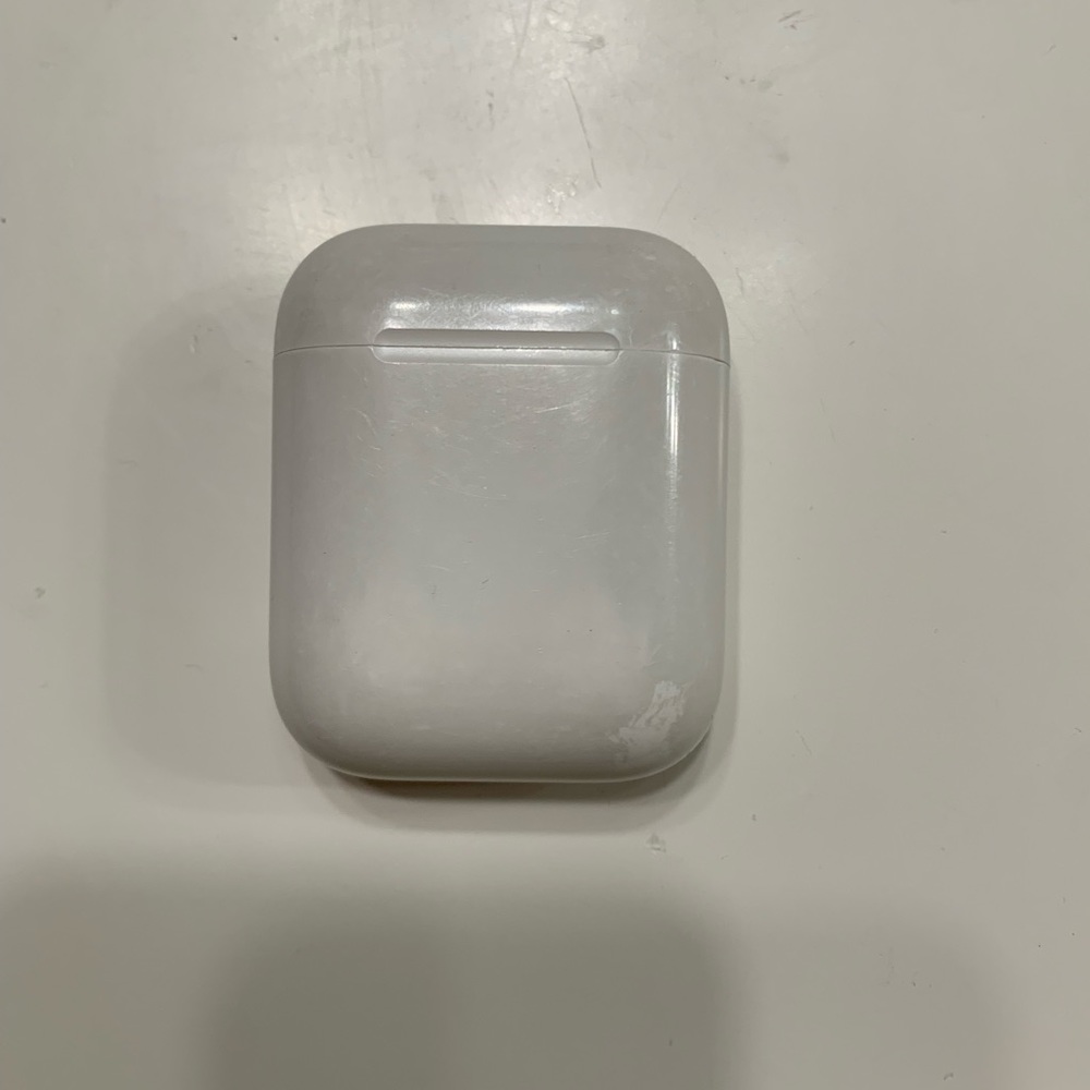 AirPods
